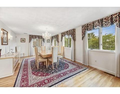 4 Yolande Rd, Marblehead, MA 01945 photo 4
