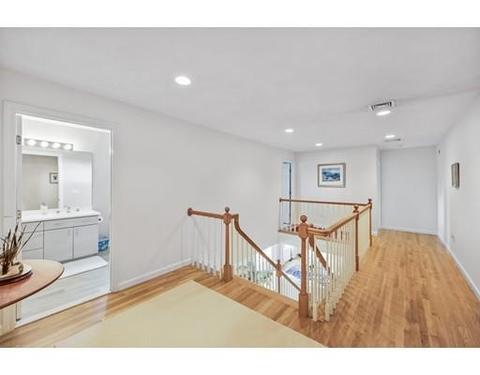 4 Yolande Rd, Marblehead, MA 01945 photo 18