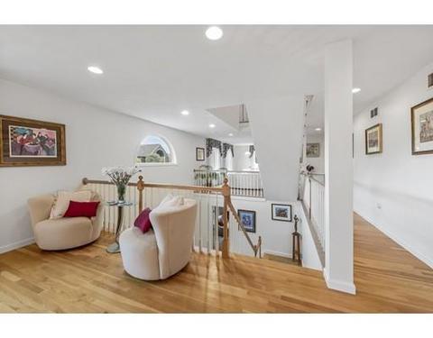 4 Yolande Rd, Marblehead, MA 01945 photo 3