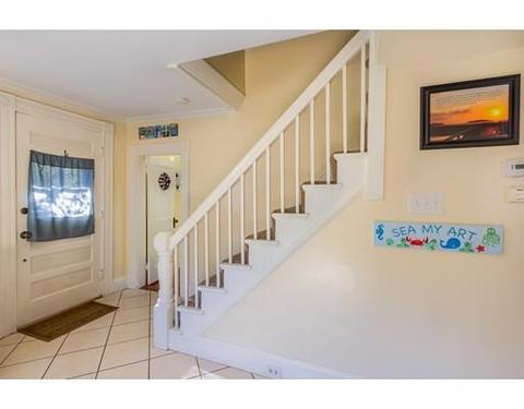 16 Wheeler St, Gloucester, MA 01930 photo 9