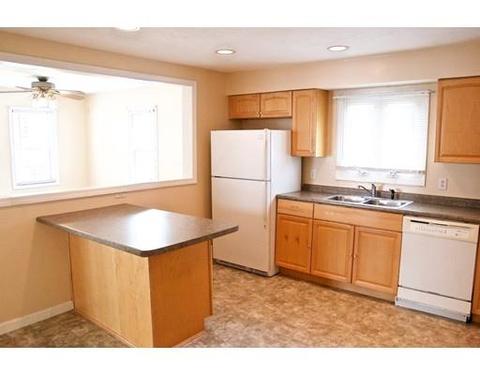 76 Myrtle Ave, Webster, MA 01570 photo 4