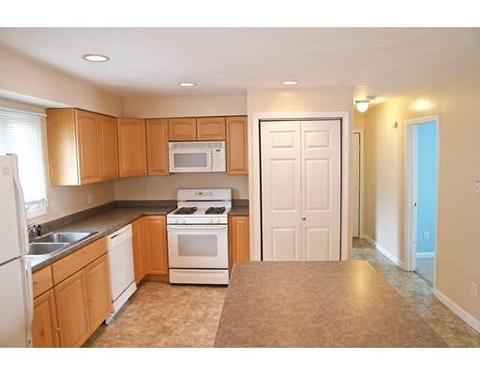 76 Myrtle Ave, Webster, MA 01570 photo 3