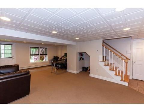 97 Mohawk Rd, Raynham, MA 02767 photo 17