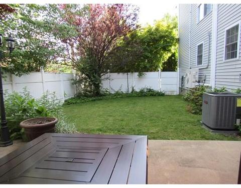 2 Jersey Dr, Worcester, MA 01606 photo 3