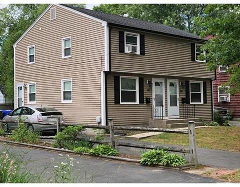 48 Campechi St, Springfield, MA 01104 photo 1