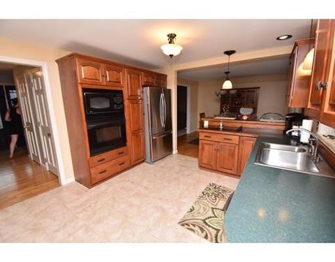 27 Golden Dr, Easthampton, MA 01027 photo 6