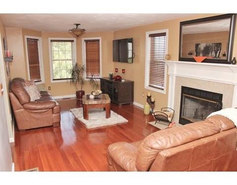 51 Ledgecrest Dr, Worcester, MA 01603 photo 8