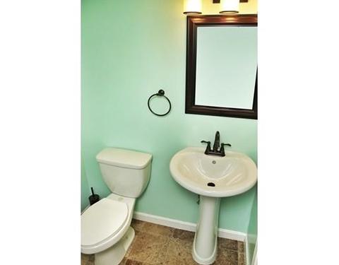 51 Ledgecrest Dr, Worcester, MA 01603 photo 22