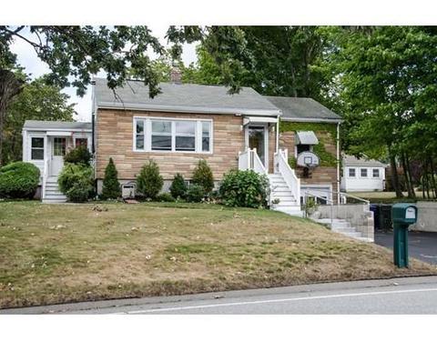 535 Hildreth St, Dracut, MA 01826 photo 1