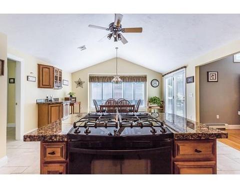 170 Mohawk Rd, Raynham, MA 02767 photo 8