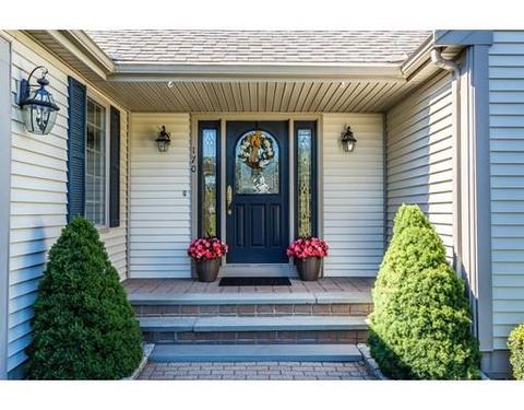 170 Mohawk Rd, Raynham, MA 02767 photo 3
