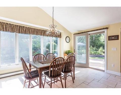 170 Mohawk Rd, Raynham, MA 02767 photo 9
