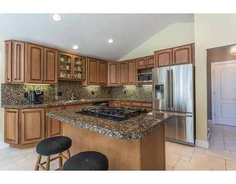 170 Mohawk Rd, Raynham, MA 02767 photo 6