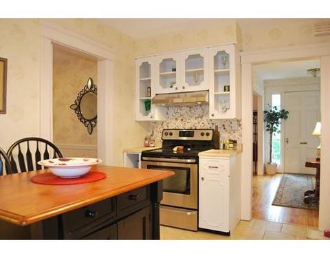 394 Burncoat St, Worcester, MA 01606 photo 6