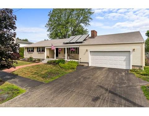 22 Mount Carmel Rd, Danvers, MA 01923 photo 1