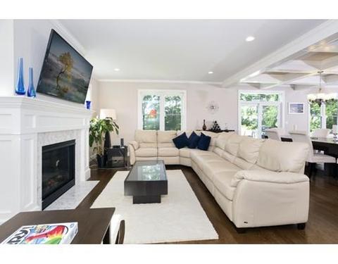 51 Epping St, Arlington, MA 02474 photo 4