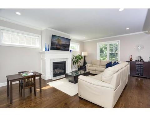 51 Epping St, Arlington, MA 02474 photo 3