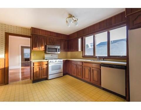 47 Floyd St, Everett, MA 02149 photo 5