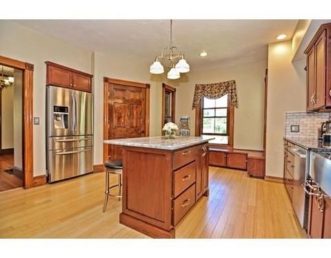 29 N Main St, Upton, MA 01568 photo 6