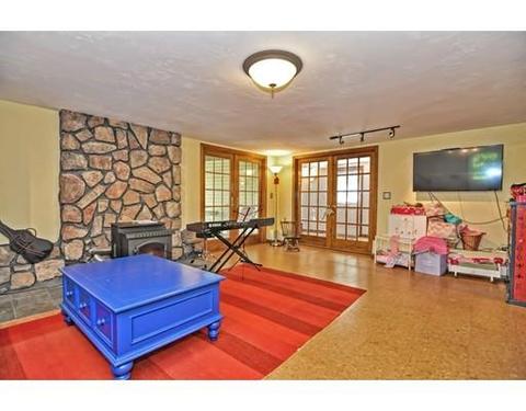 29 N Main St, Upton, MA 01568 photo 19