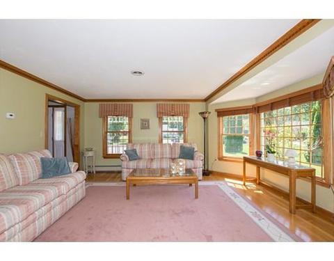 11 Mockingbird Ln, Walpole, MA 02081 photo 14