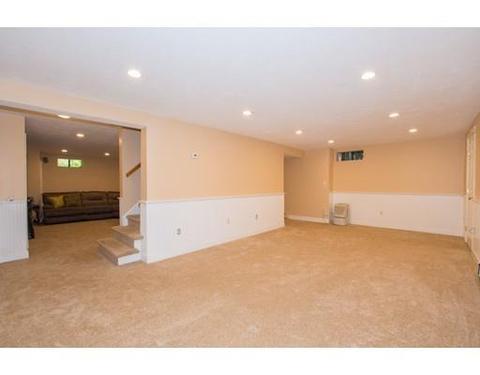 11 Mockingbird Ln, Walpole, MA 02081 photo 24