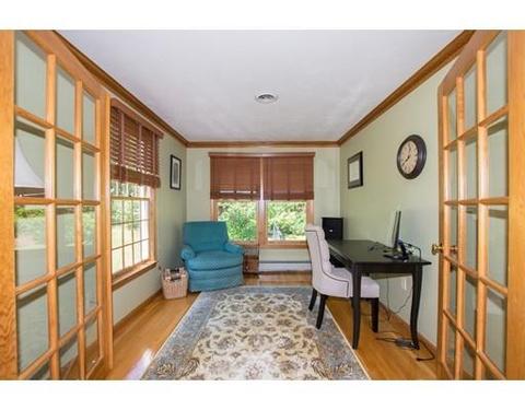 11 Mockingbird Ln, Walpole, MA 02081 photo 13