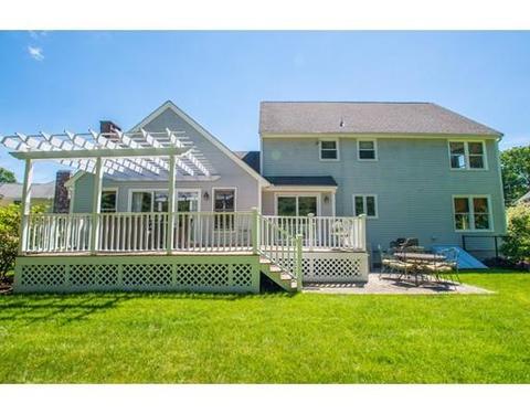 11 Mockingbird Ln, Walpole, MA 02081 photo 2