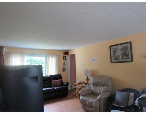 3 Manor Rd, Auburn, MA 01501 photo 4
