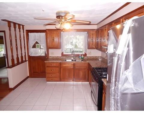 1965 Meridian St, Fall River, MA 02720 photo 7