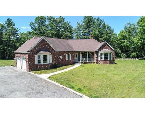 35 Valley St, Dunstable, MA 01827 photo 2