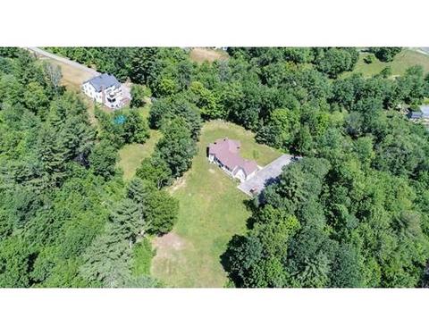 35 Valley St, Dunstable, MA 01827 photo 4