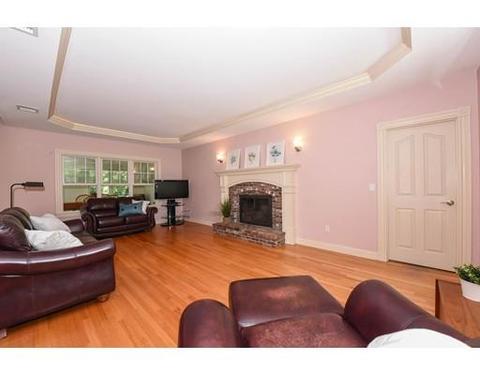 35 Valley St, Dunstable, MA 01827 photo 14