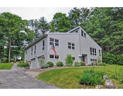 252 Baker St, Walpole, MA 02081 photo 1