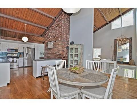 252 Baker St, Walpole, MA 02081 photo 4
