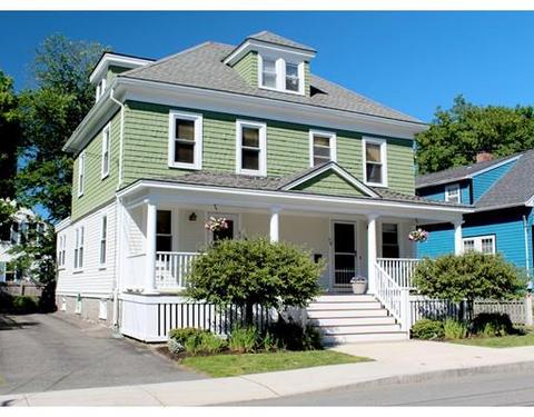 8 Chapel St #B, Gloucester, MA 01930 photo 2