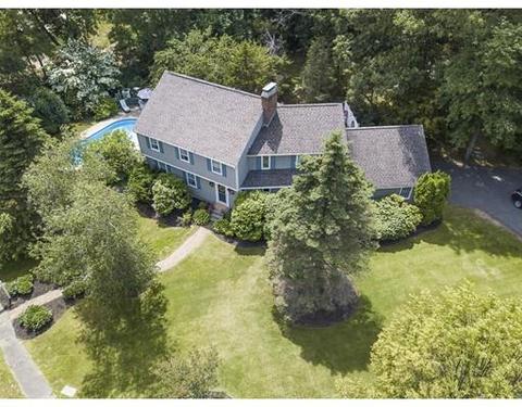 4 Old Planters Rd, Beverly, MA 01915 photo 2