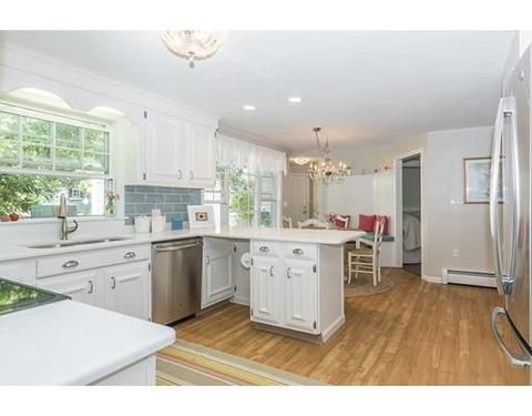 4 Old Planters Rd, Beverly, MA 01915 photo 5