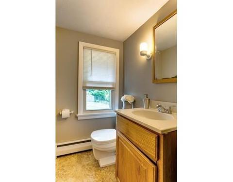 71 Chesterfield Ave, Springfield, MA 01118 photo 21