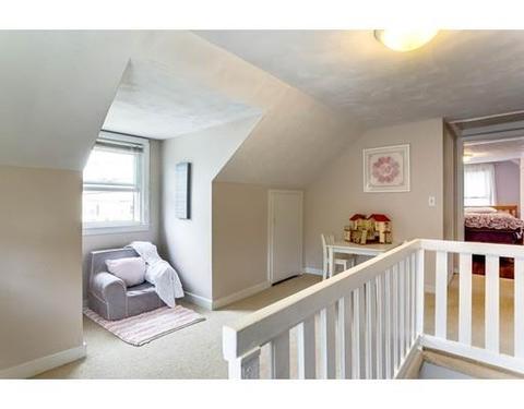71 Chesterfield Ave, Springfield, MA 01118 photo 14