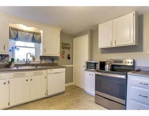 71 Chesterfield Ave, Springfield, MA 01118 photo 7