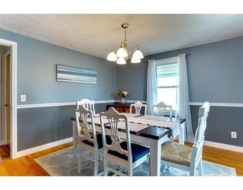 71 Chesterfield Ave, Springfield, MA 01118 photo 5