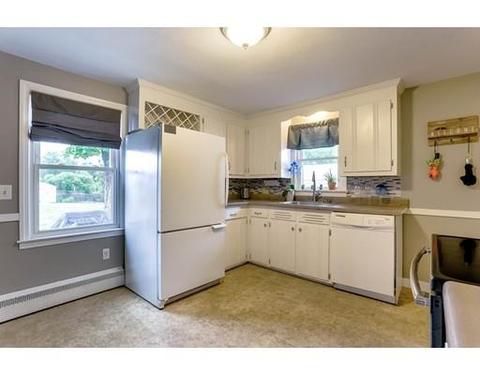 71 Chesterfield Ave, Springfield, MA 01118 photo 8
