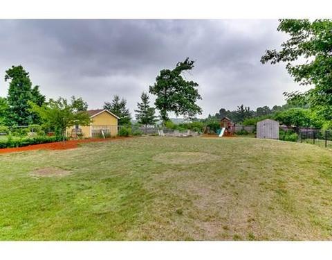 71 Chesterfield Ave, Springfield, MA 01118 photo 27