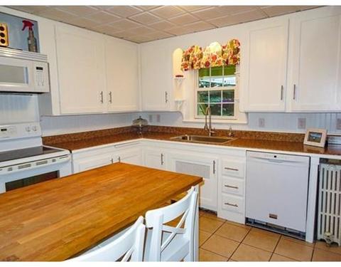 32 Rollinson Rd, Worcester, MA 01606 photo 3