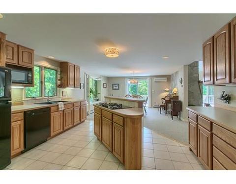 43 Goodhue Rd, Windham, NH 03087 photo 8