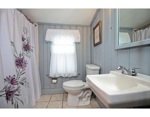 136 Harkness Ave, Springfield, MA 01118 photo 26
