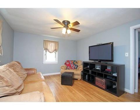 136 Harkness Ave, Springfield, MA 01118 photo 6