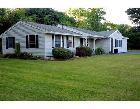 14 Massachusetts Ave, Danvers, MA 01923 photo 1