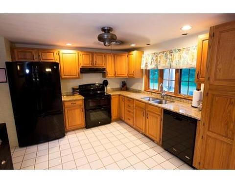 14 Massachusetts Ave, Danvers, MA 01923 photo 7